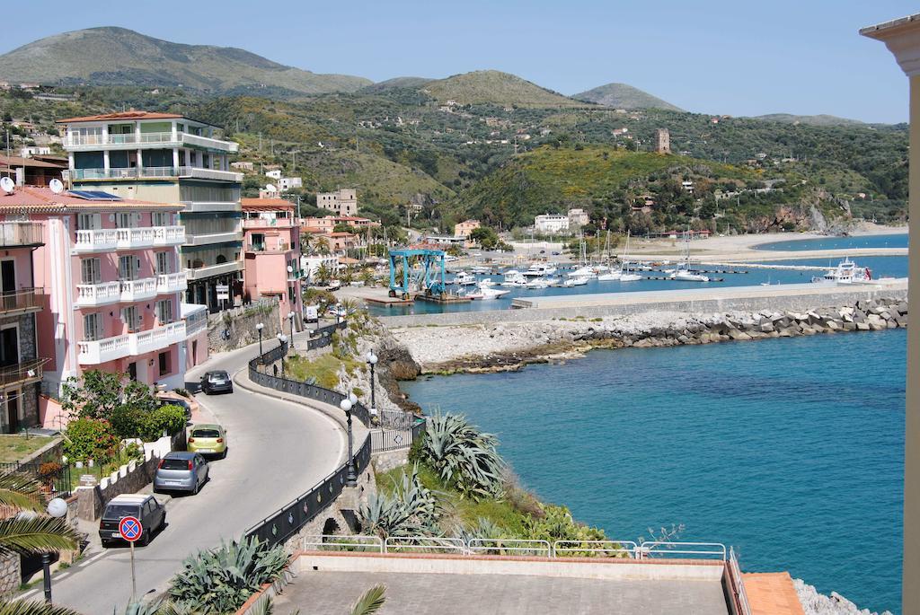 Albergo Tirreno Marina di Camerota Exterior photo